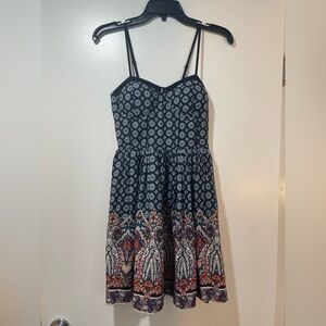 Elegant Navy and Red Patterned Dress